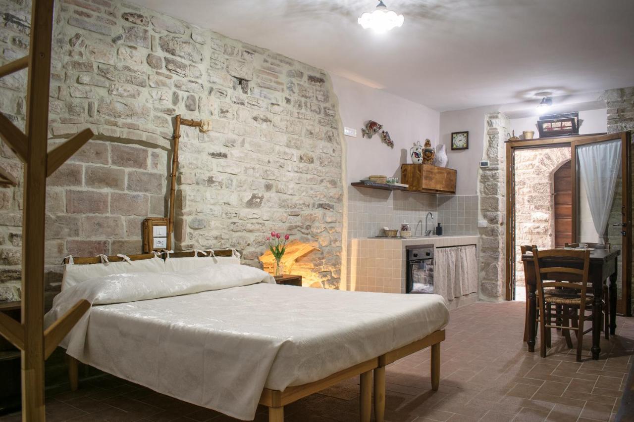 Monolocale Centro Storico Lejlighed Gubbio Eksteriør billede